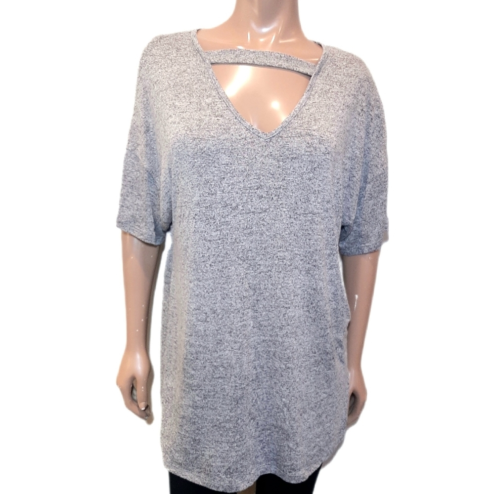 CHERISH Cut Out Tunic Top Short Sleeve Drop Shoulder Side Slit Stretchy Medium